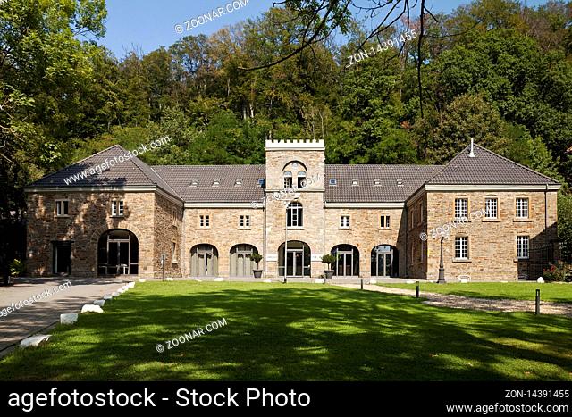 Remise von Schloss Baldeney, auch Haus Baldeney genannt, Essen, Ruhrgebiet, Nordrhein-Westfalen, Deutschland, Europa