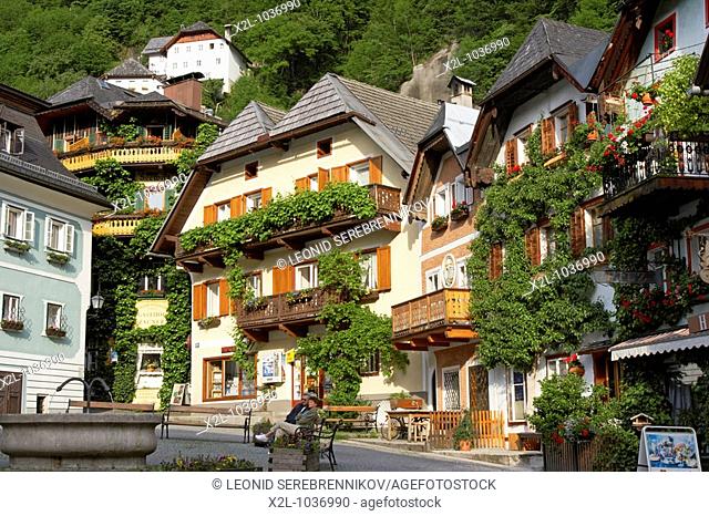 Houses around the market square  Hallstatt village, Salzkammergut, Austria