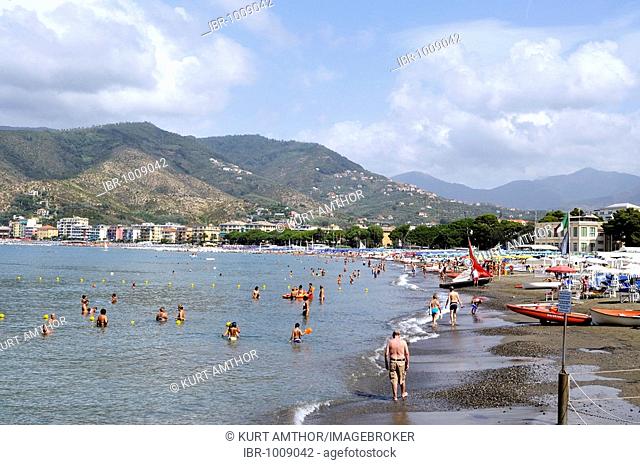 Beach at Moneglia, Riviera di Levante, Italy, Europe