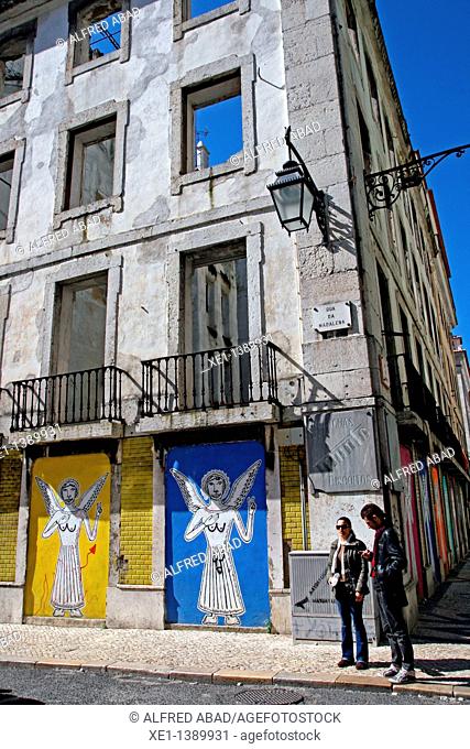 graffiti, housing rabilitation, Lisboa