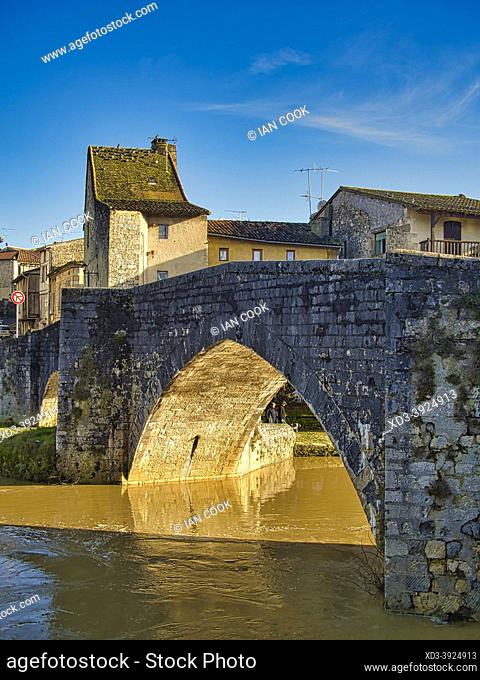 Vieux Pont, Nerac, Lot-et-Garronne Department, Nouvelle-Aquitaine, France