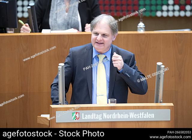 Ralf WITZEL, FDP parliamentary group, during his speech, debate on the topic: “Law on the establishment of the budget of the State of North Rhine-Westphalia for...