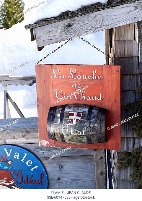Sign for hot wine to buy at Megève
