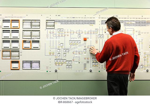 One of 13 control stations in the simulation centre, for the instruction and training of operating personnel of all German nuclear power stations, KSG-GfS