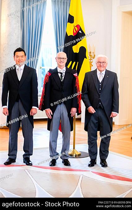 18 July 2022, Berlin: Craig John Hawke (m), Ambassador of New Zealand to Germany, is accredited by Federal President Frank-Walter Steinmeier at Bellevue Palace...
