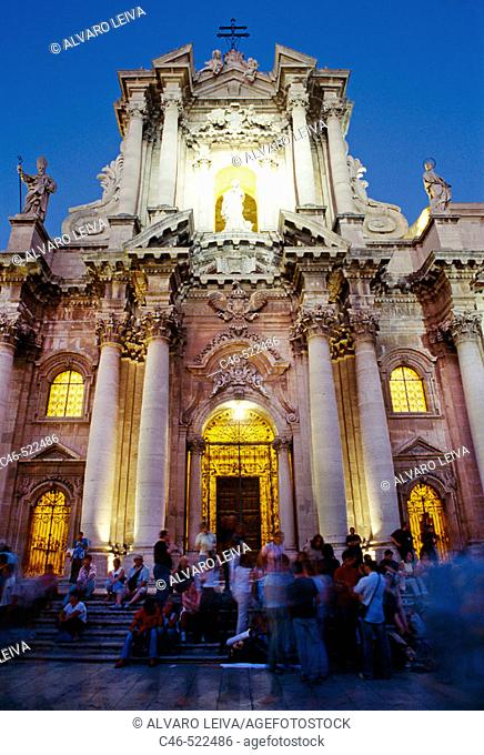 Baroque cathedral in Piazza del Duomo. Ortygia. Siracusa. Sicily. Italy
