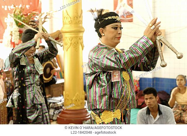 Yangon U Win Hlaing, a famous nat-kadaw  medium  Festival of Ko Myo Shin, one of the most important nats of the national pantheon  Pyin U Lwin