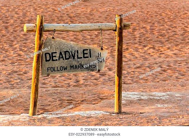 signpost to Hidden Vlei in Namib desert