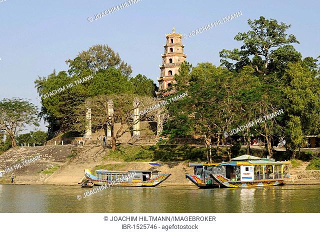 Excursion boats on the Perfume River at the Phuoc Duyen Tower of the Thien Mu Pagoda, Hue, North Vietnam, Vietnam, Southeast Asia, Asia