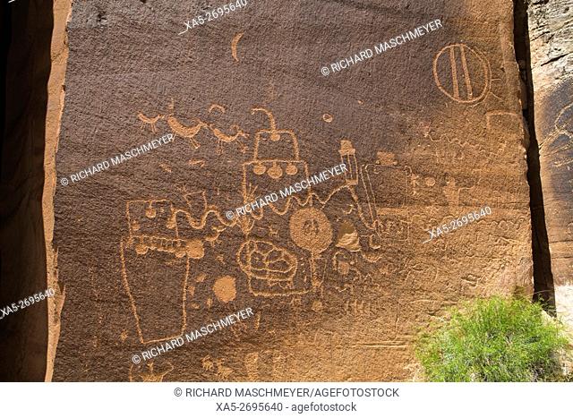 Petroglyphs, Barrier Canyon Style, Indian Creek Corridor, Near Monticello, Utah, USA