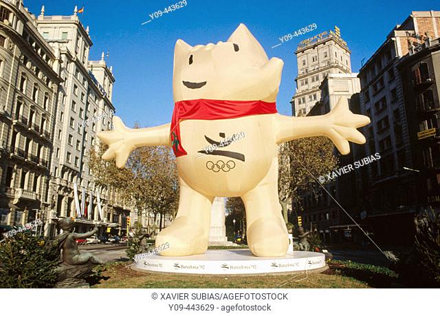 Cobi, official mascot of the 1992 Summer Olympics in Barcelona. Barcelona, Spain