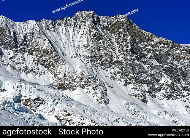 Schneebedeckter Gipfel Dom, Mischabelhörner, Saas-Fee, Wallis, Schweiz / Snow-covered peak Dom, Mischabel massif, Saas-Fee, Valais, Switzerland