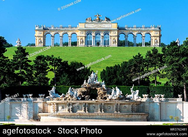 Schloss Schönbrunn (Gloriette) Wien