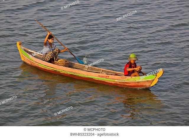 fishermen on Taungthaman Lake, Burma, Amarapura