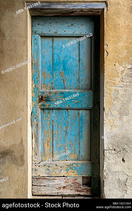 Old entrance door, wood, Tuscany, Italy