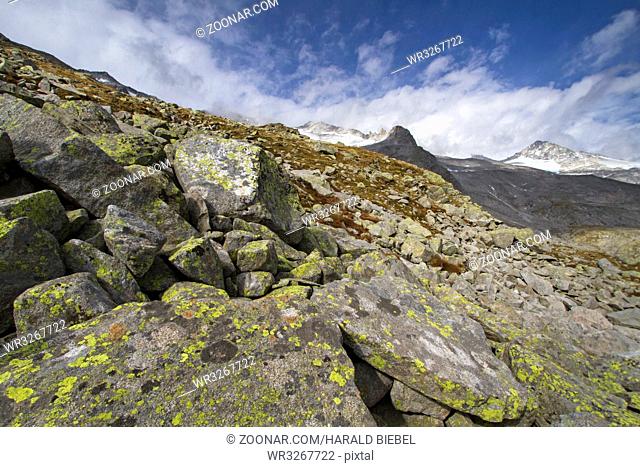 Bergpanorama in den norditalienischen Alpen, Südtirol