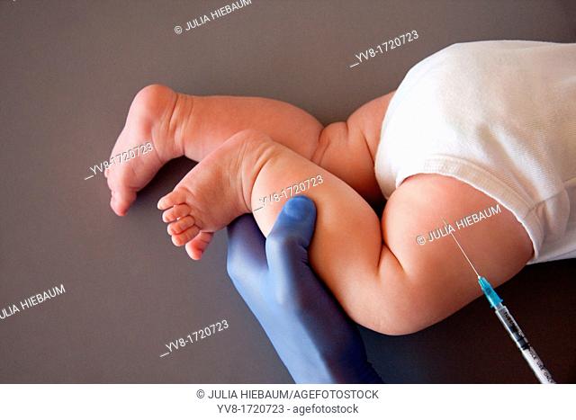 Newborn's vaccination