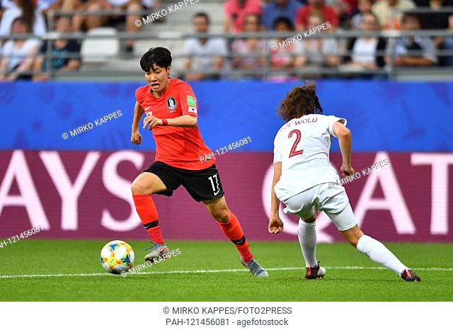 Geummin Lee (Republic of Korea) (17) in heat - Ingrid Moe Wold (Norway) (2) is out, 17.06.2019, Reims (France), Football, FIFA Women's World Cup 2019