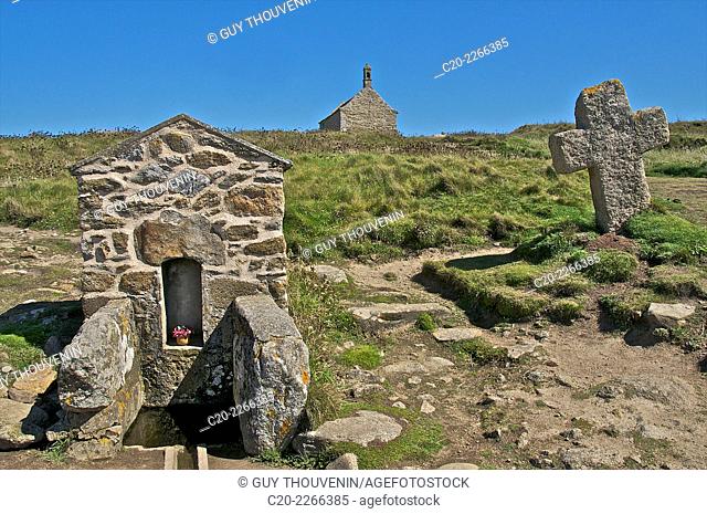Fountain, Saint Samson Chapel, and granite stone cross, Brittany, Finistere 29, France