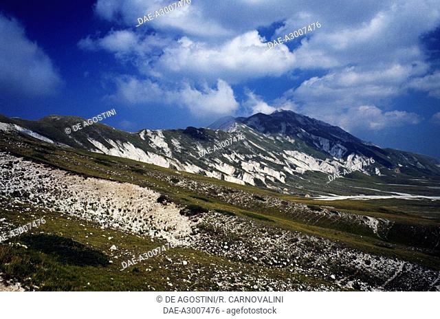 Monte Brancastello, Campo Imperatore, Gran Sasso and Monti della Laga National Park, Abruzzo, Italy