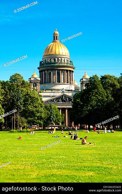 St. Isaac's Cathedral. Saint Petersburg Sunny day