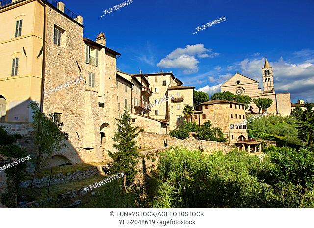 Medieval hill town of Assisi, Italy
