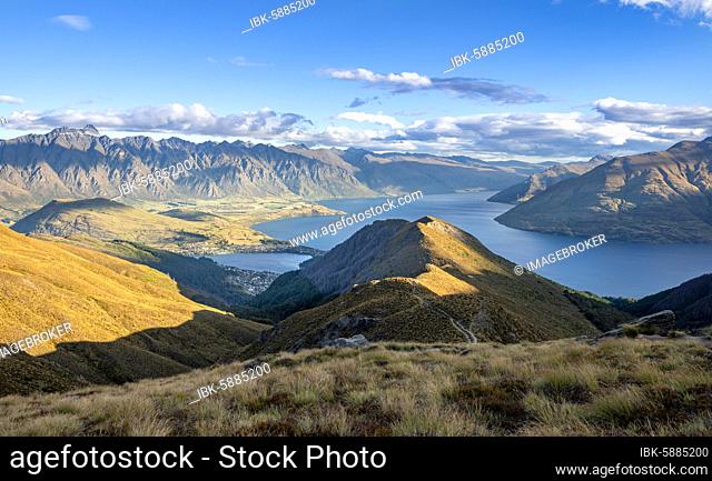 View of Lake Wakatipu and Mountain Range The Remarkables, Ben Lomond, Southern Alps, Otago, South Island, New Zealand, Oceania