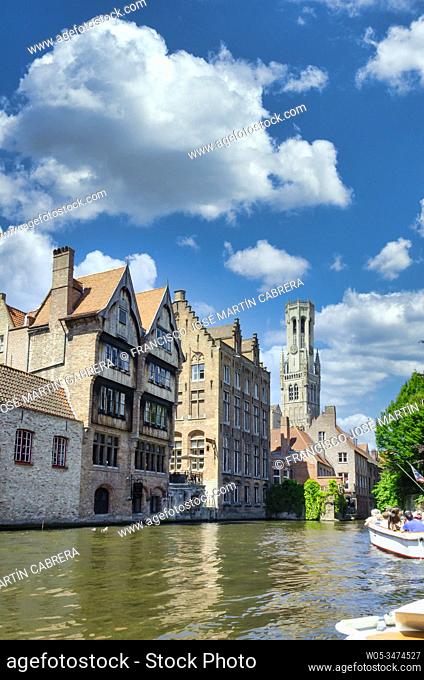 The biggest attraction of Bruges is its historic center, declared a World Heritage Site by UNESCO in 2000. Wherever you look you see beauty