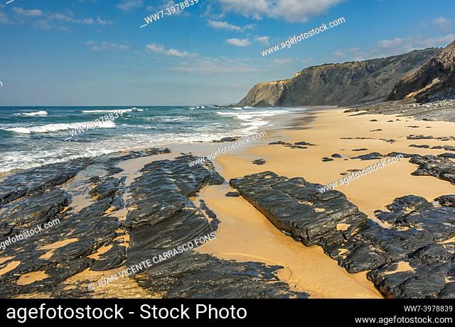 Vale dos Homens beach, Southwest Alentejo and Vicentine Coast Natural Park, Algarve, Portugal