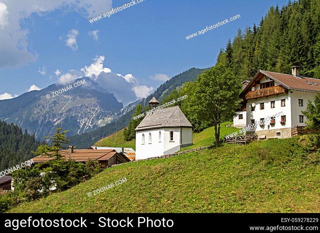 Der kleine Weiler Nesselwängle liegt am Ende des Stockachtals in den Lechtaler Alpen