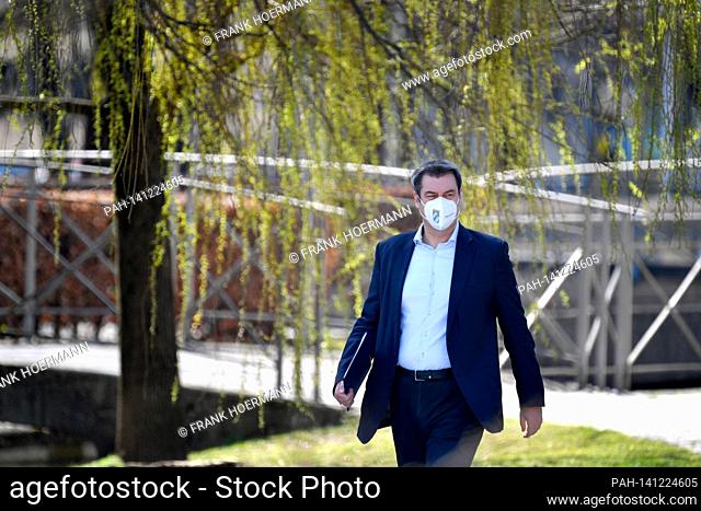 Markus SOEDER (Prime Minister Bavaria and CSU Chairman) walks on foot from the State Chancellery to the Prince Carl Palais, single image, trimmed single motif