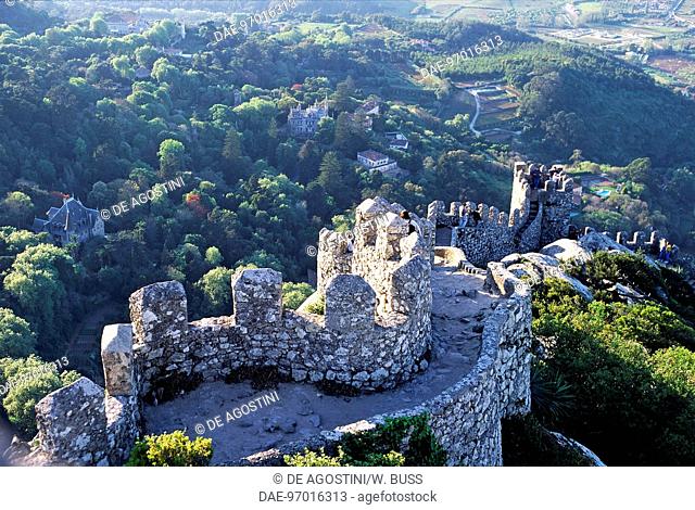 The walls of the Moorish castle or Castle of the Moors, Sintra (UNESCO World Heritage List, 1995), historical province of Extremadura, Lisbon