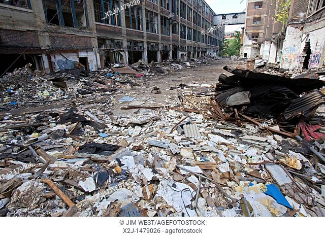 Detroit, Michigan - The abandoned Packard plant  Opened in 1903, the 3 5 million square foot plant employed 40, 000 workers before closing in 1958  It has been...