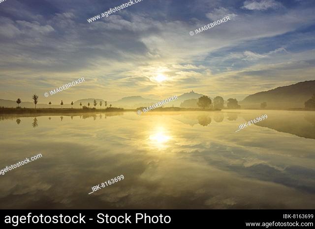Landscape with Wachsenburg Castle at Sunrise Reflecting in Lake, Veste Wachsenburg Castle, Drei Gleichen, Ilm District, Thuringia, Germany, Europe