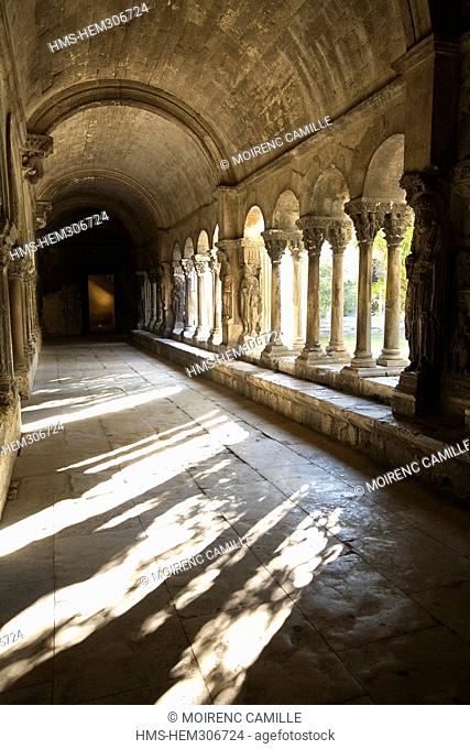 France, Bouches du Rhone, Camargue, Arles, cloister of the Saint Trophime Church listed as World Heritage by UNESCO