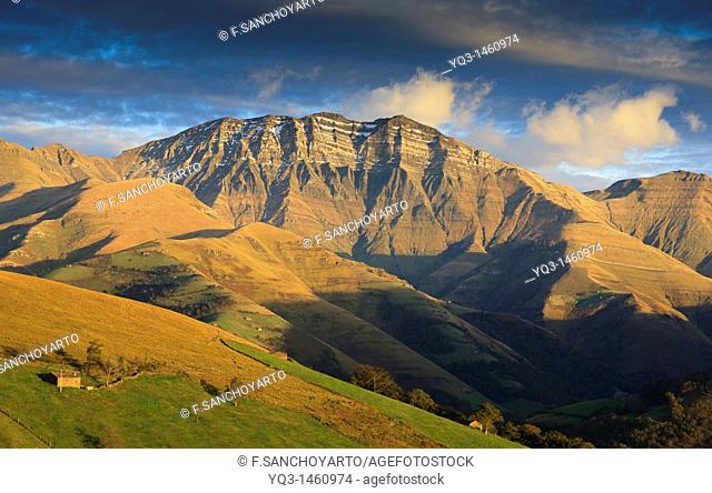 Castro Valnera mountain, Vega de Pas, Cantabria, Spain