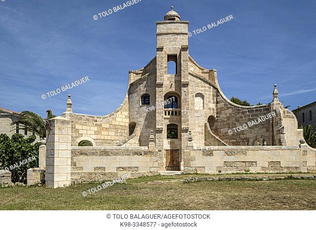 Central watchtower, Lazareto de Mahón, Península de San Felipet, puerto de Mahón, Menorca, balearic islands, Spain
