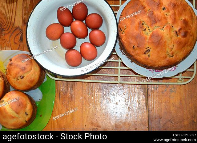 Cooking Easter bread and the eggs for the holiday
