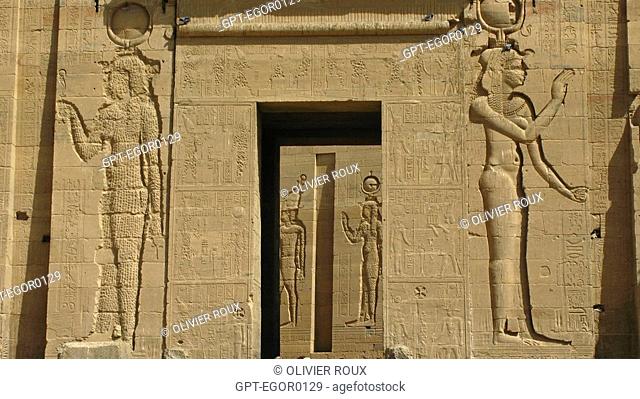 TEMPLE OF ISIS, TRAJAN'S KIOSK, ISLAND OF PHILAE, HIGH EGYPT, EGYPT, AFRICA