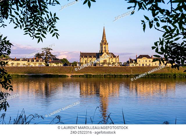 Sainte-Marie-Madeleine church and Loire River banks at Bréhémont Village. Indre-et-Loire, Centre region, Loire valley, France, Europe