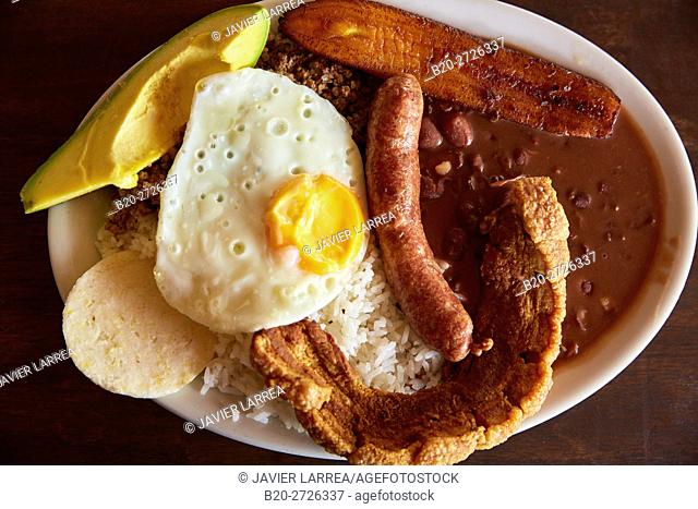 Colombia, Antioquia. Bandeja paisa (Paisa tray): It is typical of the Antiochian cuisine, most representative dish of the region