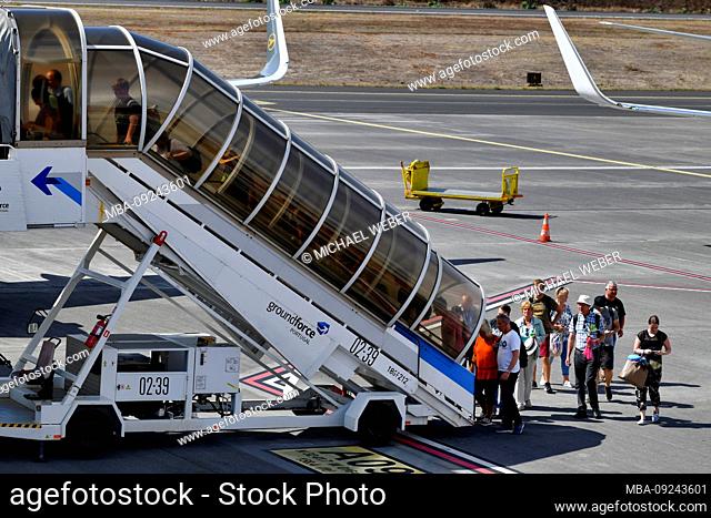 Boarding, passengers board an Airbus A320 of the TAP Air Portugal Fleet, Madeira Cristiano Ronaldo Airport, Madeira Cristiano Ronaldo Aeroporto Internacional