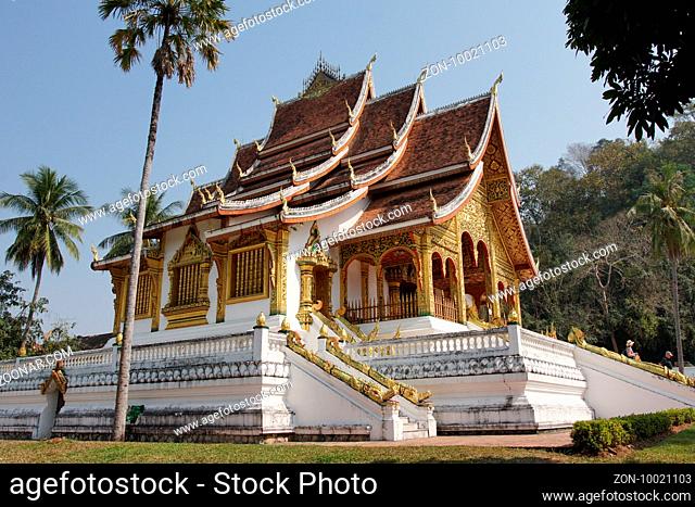 LUANG PRABANG, LAOS - FEBRUARY 10, 2016: Wat Ho Pha Bang temple close to the National Museum on February 10, 2016 in Luang Prabang, Laos, Asia