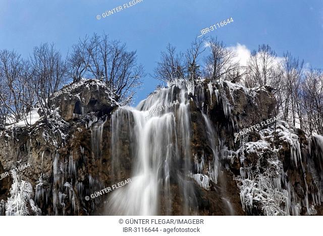 Large Waterfall or Veliki Slap, in winter