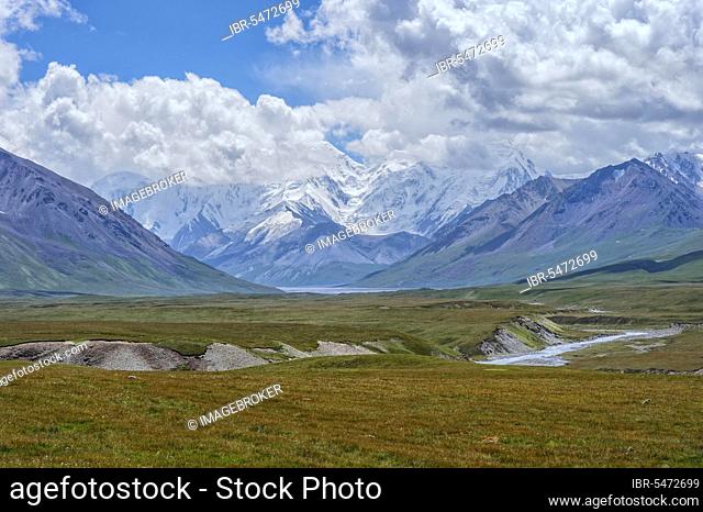 River in the Sary Jaz Valley, Issyk Kul Region, Kyrgyzstan, Asia