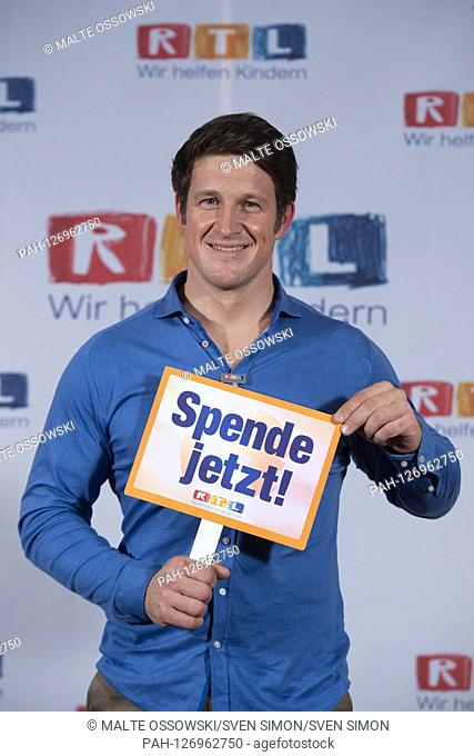 Matthias STEINER, weightlifter, portrait, portrait, portrait, cropped single image, single motive, 24th RTL Spendenmarathon ""Wir helfen Kindern"", TV, 21