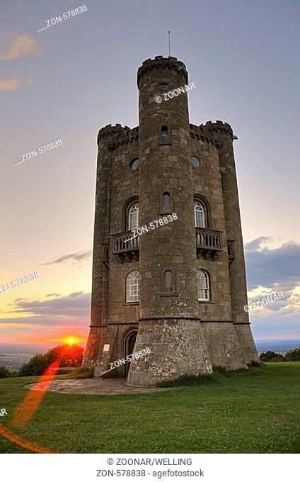 Der Beacon Tower, Broadway Worcestershire England , Historic Broadway Tower Worcestershire England UK United Kingdom GB