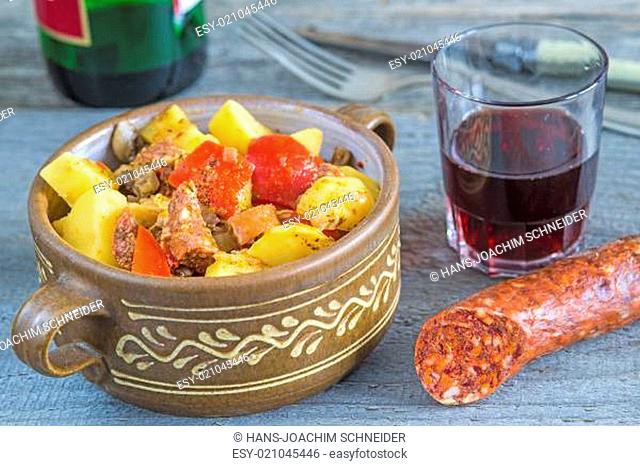 spanischer Eintopf mit Chorizo Wurst