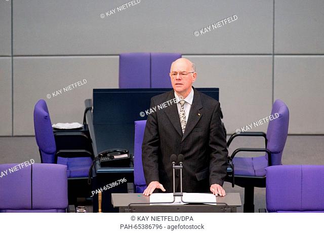 Bundestag President Norbert Lammert speaks to members of parliament during a memorial event for the victims of National Socialism in the Bundestag Berlin