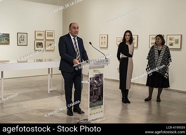 (NO SALE OR LICENSE FOR MUSEUMS AND PUBLIC EXHIBITIONS) PRESS CONFERENCE, THE DIRECTOR AND CONSERVATOR OF THE MUSEUM ANA DOLDAN DE CACERES